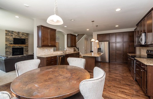 Maxwell House | Three story house with lake view: Sleeps 20