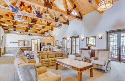 Government Camp Condo | Three-story retreat with a gas fireplace plus access to pool, hot tub, & sauna