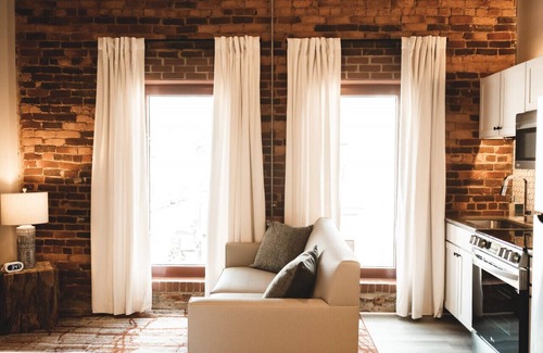 Jonesville Apartment | Three Trails Downtown Elkin, Studio Loft