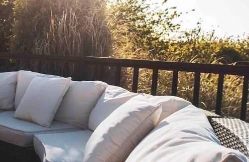 Martin House | Threeways Retreat with Heated Swimming Pool