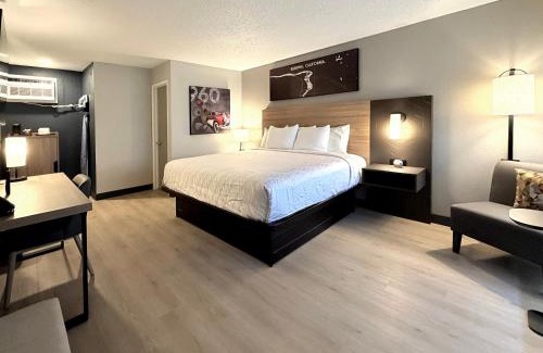 Downtown Hotel | Thunderbird Lodge