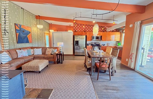 Ocean Shores House | Tide Pool Cabin, a Soquinomere Private Hotel on the Dunes, Downtown Ocean Shores