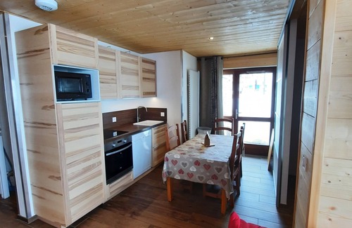 Val Claret Apartment | TIGNES Val Claret- Quiet small building- From SUNDAY to SUNDAY