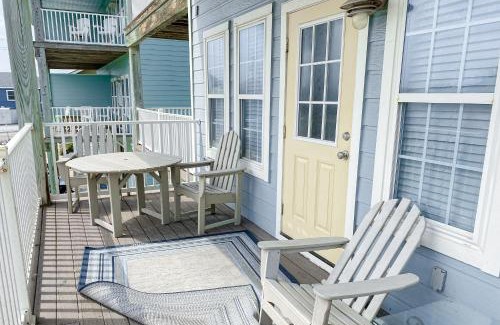 Port Aransas House | Tiki Time