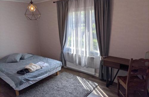 Rauma House | Tilava huone rannan lähellä
