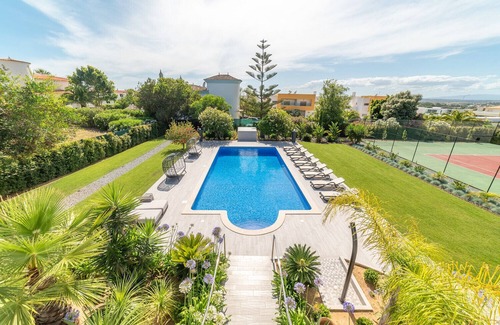 Castelo Villa | Tilias - Villa with private heatable pool, BBQ, Air/Con, Private Tennis Court, Snooker, Wi-Fi