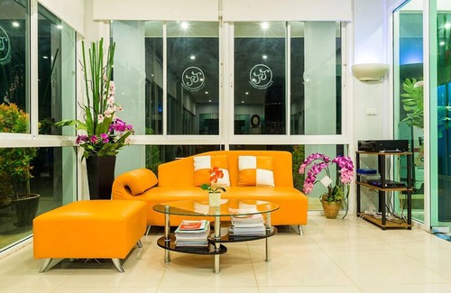Lam Thap Hotel | Tillthong Garden