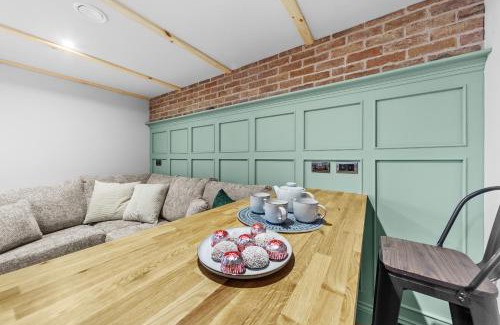 Knaresborough House | Tilly's Cosy Cottage Retreats - Castle Cottage