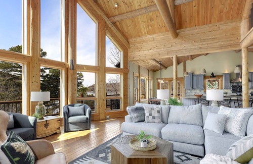 Eureka Springs House | Timber Ridge Lodge - On Beaver Lake