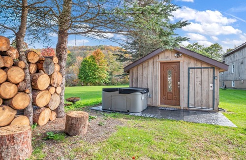 Ellicottville Ski Chalet | Timberline Lodge - Ski Wing - Charming chalet in downtown Ellicottville
