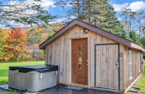 Ellicottville Ski Chalet | Timberline Lodge - Ski Wing - Charming chalet in downtown Ellicottville