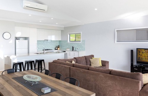 Carrickalinga House | Time Away - 50 Turnberry Drive