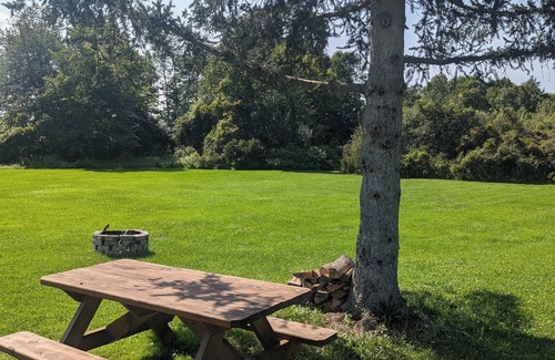 Grenell House | Time for fall colors! 2BR Country House property, dog friendly with a hot tub!