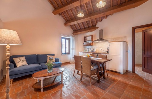 Mombaroccio House | Timeless Charm and Modern Comfort