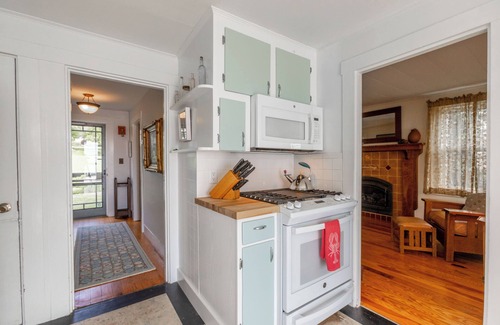 Port Clyde Cottage | Timeless Days: Maine Coast Waterfront, Fisherman's Cottage With Deepwater Dock