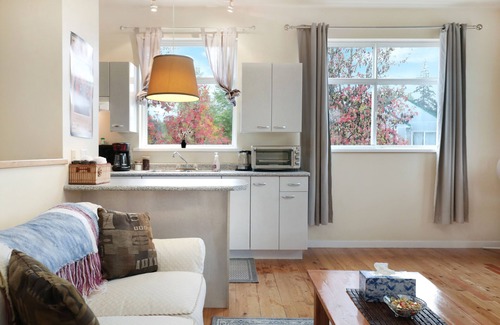 Courtenay House | Tin Town Tranquility
