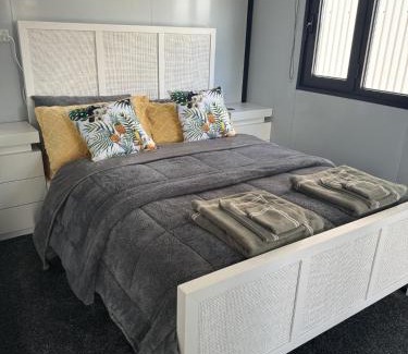 Whanganui Apartment | Tiny Container house
