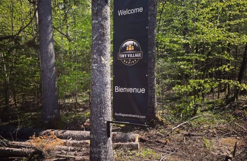 Clare House | “Tiny Four” (Private Hot Tub)