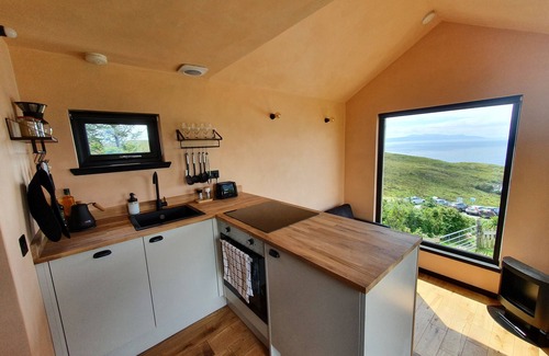 Sleat Cabin | Tiny Home in Isle of Skye-pet Friendly