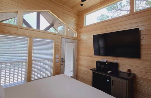 Page Cabin | Tiny Home King Room #10A