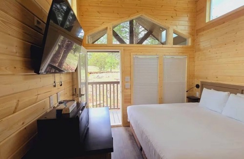 Page Cabin | Tiny Home King Room #21A