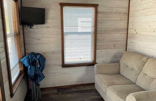Pearl River House | Tiny Homes for Rent, minutes to the Casino, Golf Course & Water Park.