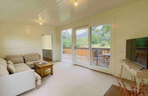 Gilderoy House | Tiny house at Gilderoy Valley Views