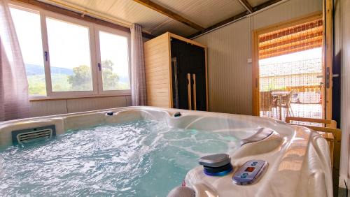 Otocic Ravni Zakan Other | Tiny House Kety