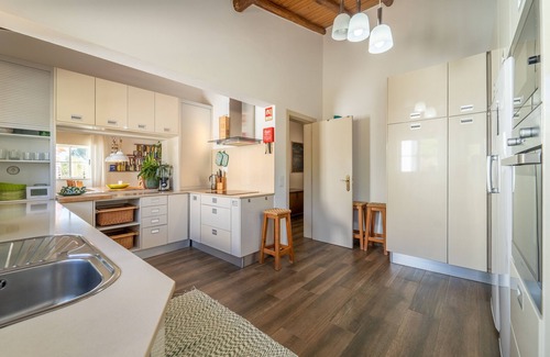 Abris House | Tip! Private vacation home in an exclusive location! Rest assured!