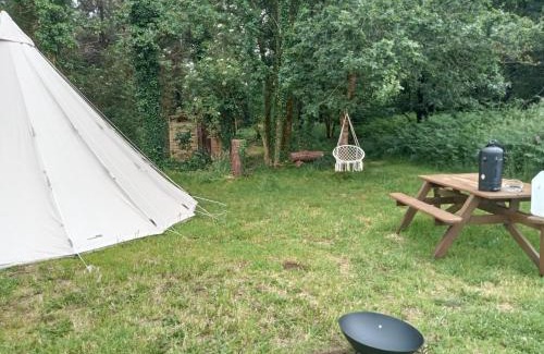 Plouray Other | tipi insolite 1 a 4 personnes