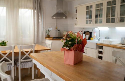 Hajduszoboszlo House | Tisch Vendégház