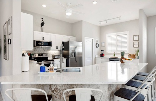 Central Naples House | Tivoli Paradise Salt Pool & Spa Villa with a Water View! King Beds!