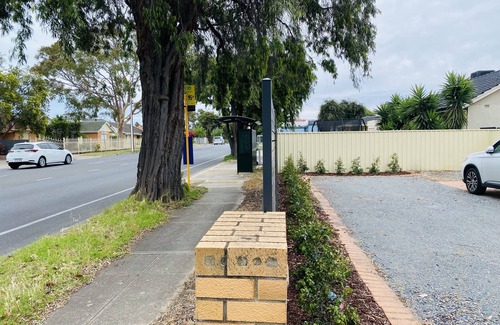 Novar Gardens House | TJ’s Retro Retreat between Glenelg and CBD