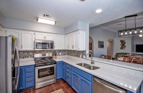 Yuma House | TMK-Spacious 4br home with pool for your comfort. EV charger available