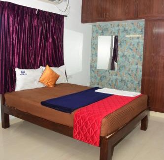 Kalapettai Hotel | TNV Residency