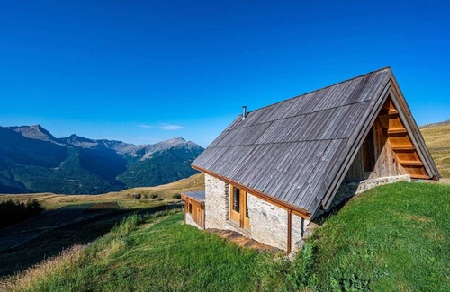 Orcieres Ski Chalet | To complete