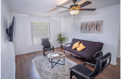 Midtown Apartment | Tobin Hill 3-2 Apt 5minDT 2min Pearl and St Marys