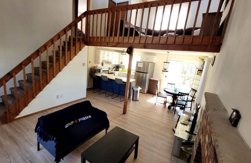 Tobyhanna House | Tobyhanna Pocono private community House with lots of amenities pool lake beach
