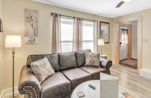 Toccoa Cottage | Toccoa House (2-Bedroom Cottage) - Handicap accessible - Pets Allowed by RedAwning