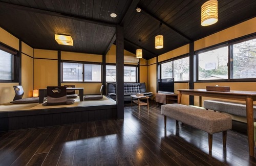 Higashiyama House | Tofukuji Sakura 東福寺 桜