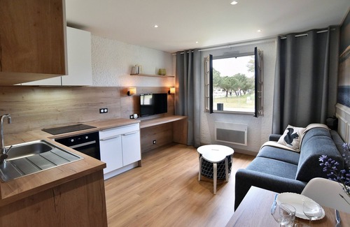 Sables-d'Or-les-Pins Apartment | Tom 01 - 5min à pied de la Plage