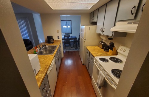 Sioux Falls Apartment | Tomar Park Apt 4 - KP101APT4