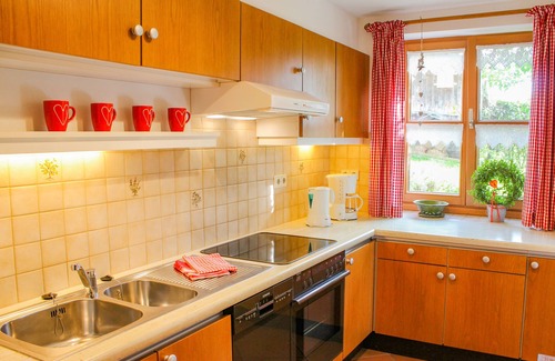 Ebersberg District Apartment | TOP 4-star vacation apartment "Landhaus Alpenblick"