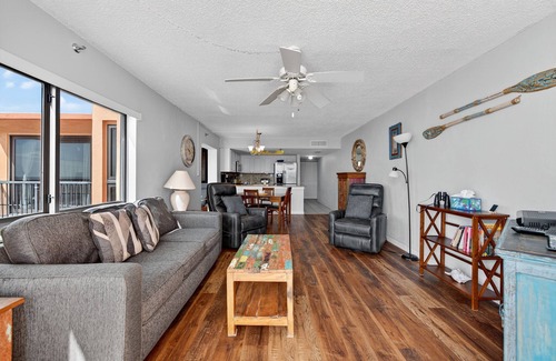 New Smyrna Beach Condo | Top floor beachfront condo in peaceful NSB