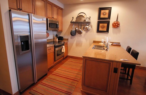 Four O'Clock Condo | Top Floor Corner Luxury - Ski in/Out - Unit 302 Breckenridge License #45214