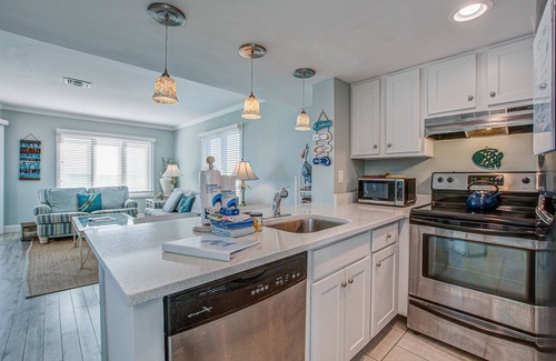 Isle of Palms Villa | Top-floor Oceanfront Villa with spectacular ocean views - prime location