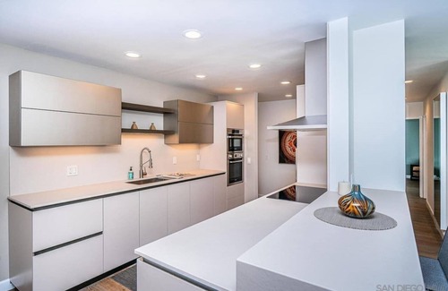 La Jolla Condo | Top Floor Oceanfront Condo