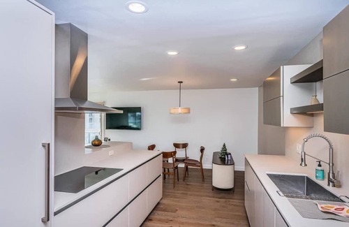 La Jolla Condo | Top Floor Oceanfront Condo