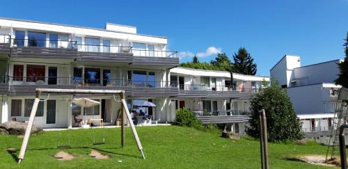 Sankt Englmar Apartment | TOP KaVi apartments #5, Pool, Sauna und Fitness FREE, 2-Zimmer