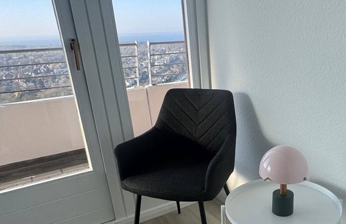 Alt-Travemunde/Ronnau Apartment | TOP LOCATION, DIRECTLY ON THE BEACH, 32. FLOOR WITH A DREAMLIKE VIEW